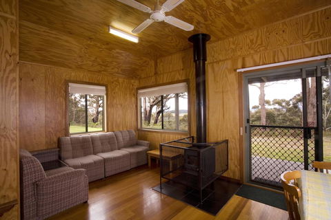 Brodribb River Rainforest Cabins - Cabin 1 - Tourism Gold Coast 3