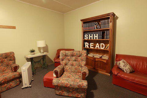 Broken Hill Tourist Lodge - Gold Coast 3