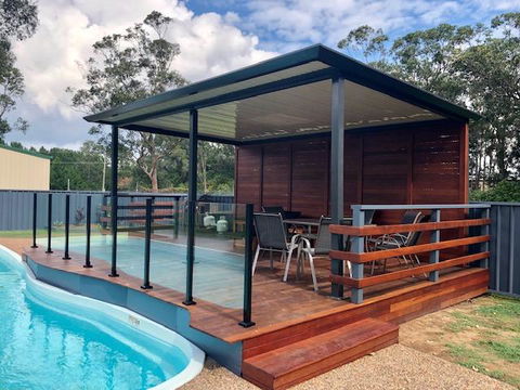 Bull 'n' Bush Hotel Motel - Tourism Gold Coast 0