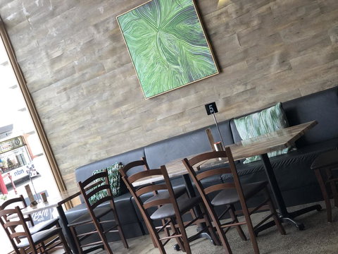 Bull And Mouth Hotel - Gold Coast 1