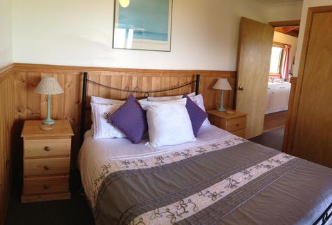 Buln Buln Cabins - Tourism Gold Coast 3