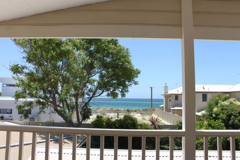 Busselton Beachside - Tourism Gold Coast 0