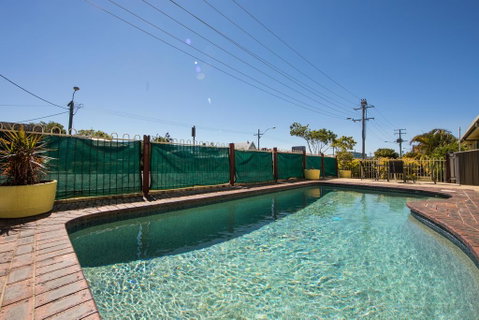 Caboolture Motel - Tourism Gold Coast 1