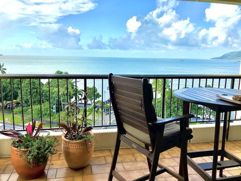 Cairns Apartment Esplanade Ocean Views - Tourism Gold Coast 1