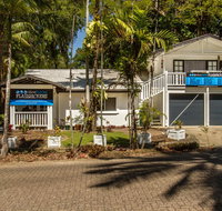 Cairns Beaches Flashpackers - Tourism Gold Coast