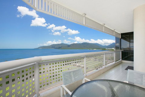 Cairns Ocean View Apartment - Tourism Gold Coast 0