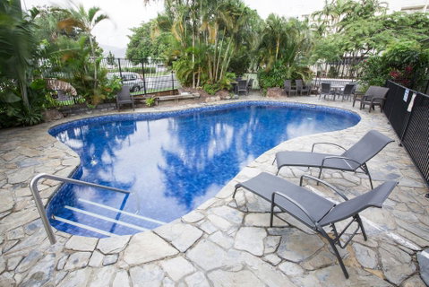 Cairns Plaza Hotel - Tourism Gold Coast 0
