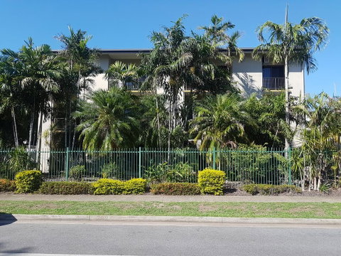 Cairns Prime Location Esplanade Self Contained Apartment With Wifi - Tourism Gold Coast 1