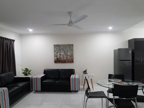 Cairns Prime Location Esplanade Self Contained Apartment With Wifi - Tourism Gold Coast 0