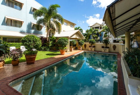 Cairns Queens Court - Tourism Gold Coast 1