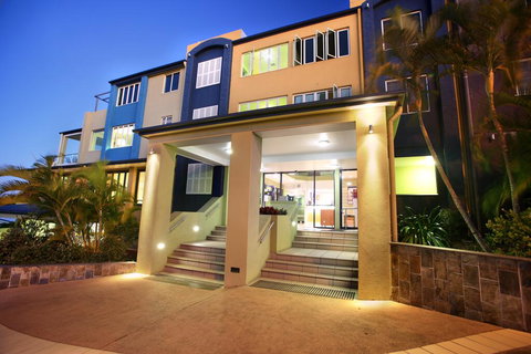 Caloundra Central Apartment Hotel - Tourism Gold Coast 0