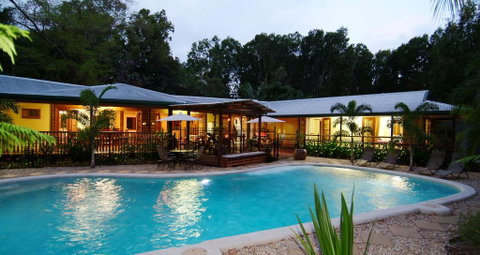 Calypso Corner. - Tourism Gold Coast 0
