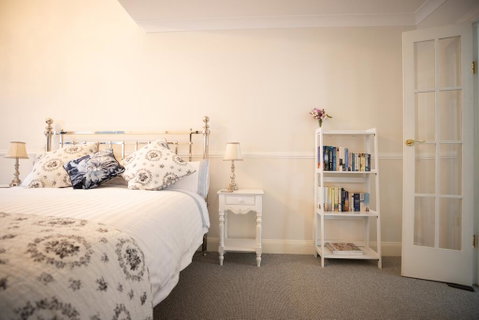 Canungra Cottages - Boutique Bed And Breakfast - Tourism Gold Coast 1
