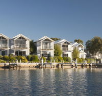 Captains Cove Resort - Tourism Gold Coast