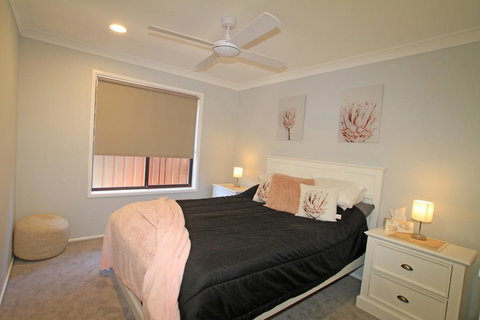 Carefree On Cormorant - Tourism Gold Coast 2