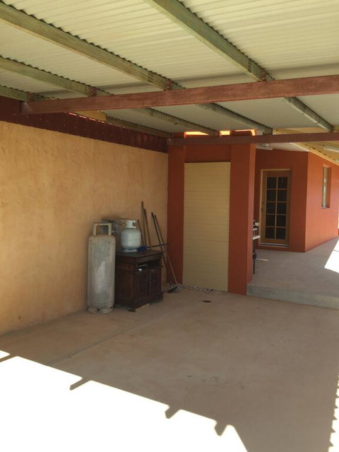 Caretakers Cottage Budget Accommodation - Tourism Gold Coast 2