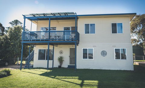 Carrickalinga SeaHaven: Coastal Escape-4BRM - 29 Riverview Drive - Tourism Gold Coast 2