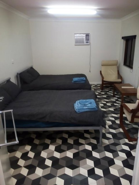 Cartledge Ave - Tourism Gold Coast 2