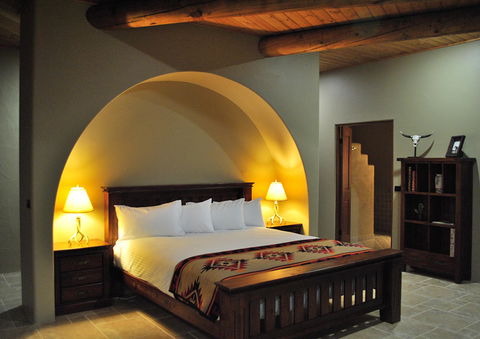 Casa La Vina Villas Pokolbin - Tourism Gold Coast 2