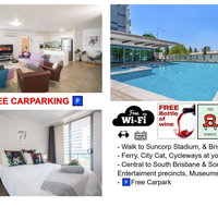 CBD Views-With FREE Wine Free-Carpark-Netflix-WiFi - Tourism Gold Coast