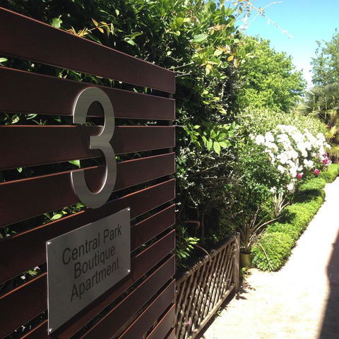 Central Park Boutique Apartment - Tourism Gold Coast 3