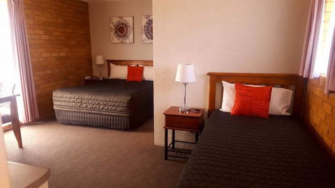Centrepoint Motel Deniliquin - Tourism Gold Coast 1