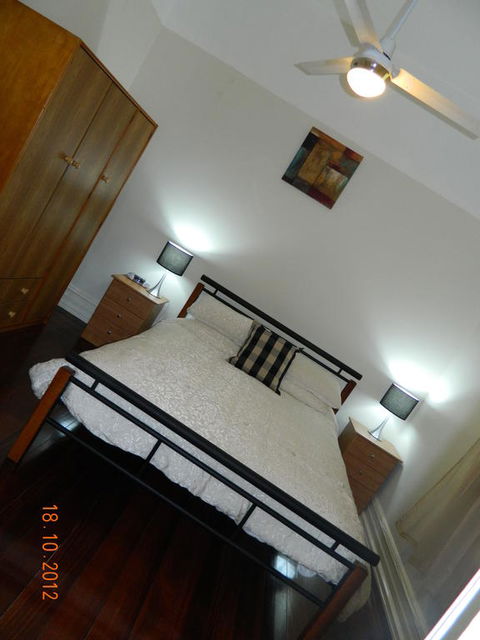 Champion Bay Apartments - Tourism Gold Coast 3