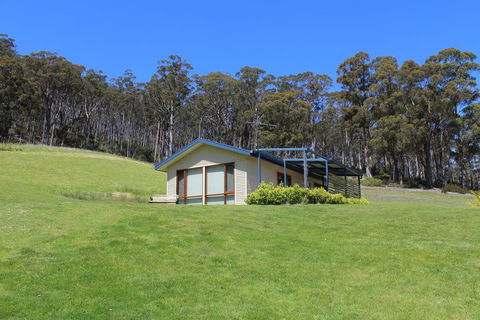 Cherryview Cygnet - Tourism Gold Coast 0