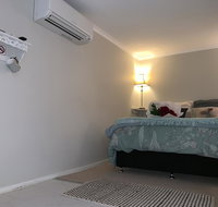 Churchill's BB twin spa getaway - Gold Coast