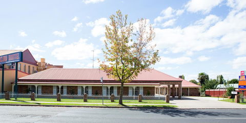 Club Motel Armidale - Tourism Gold Coast 3