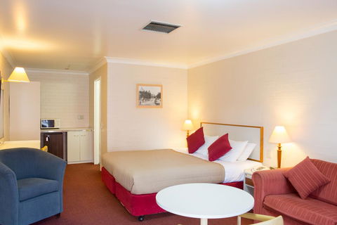 Club Motel Armidale - Tourism Gold Coast 0