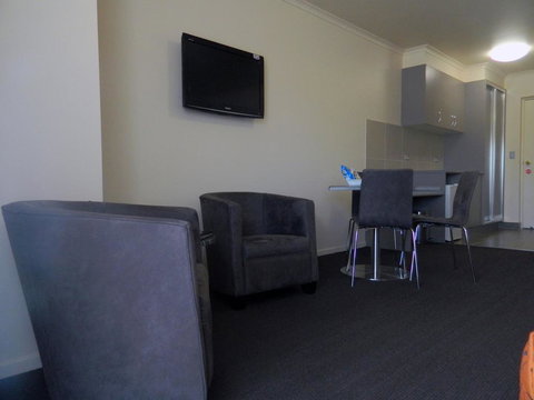 CluBarham Motel - Tourism Gold Coast 1
