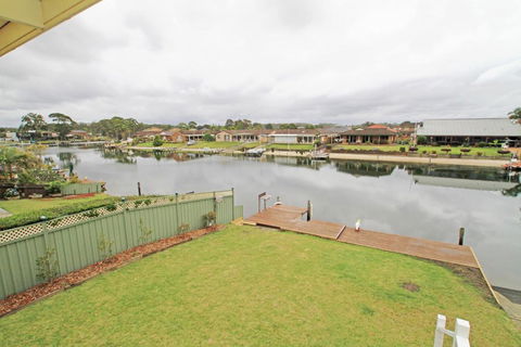 Cockatoo House - Tourism Gold Coast 0