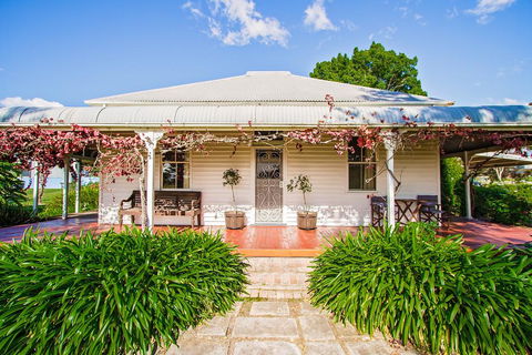 Cockfighters Ghost Vineyard Accommodation - Tourism Gold Coast 0
