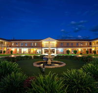 Comfort Inn  Suites King Avenue - Tourism Gold Coast