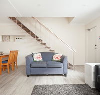 Comfy  Convenient  Homebush West 300 steps train - Gold Coast