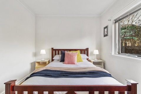 Comfy One-bedroom Unit Between City And Airport - Tourism Gold Coast 3