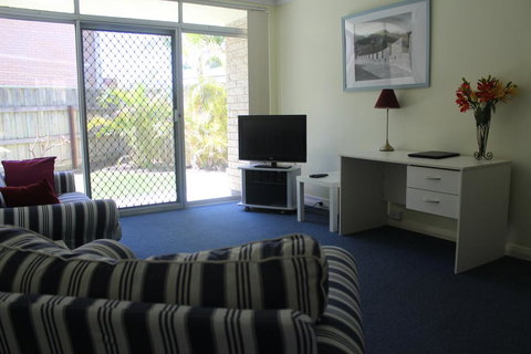 Como Apartments - Geraldton - Gold Coast 2