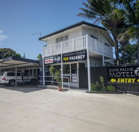 Cool Palms Motel