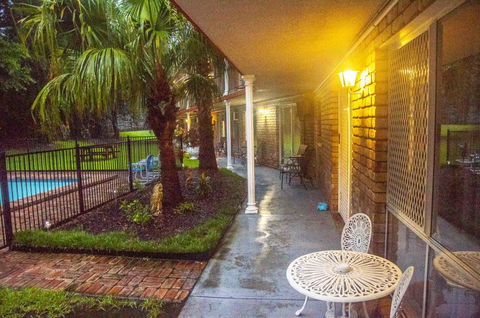 Coomera Motor Inn - Tourism Gold Coast 3