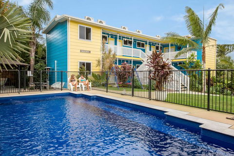 Coral Inn Boutique Hotel - Tourism Gold Coast 0