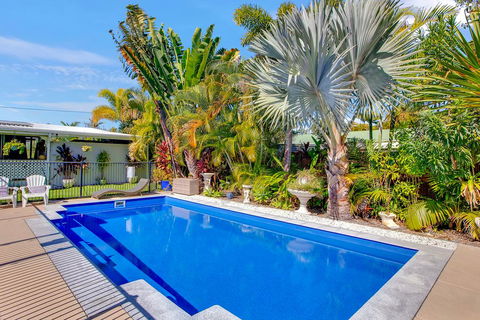 Coral Inn Boutique Hotel - Tourism Gold Coast 1