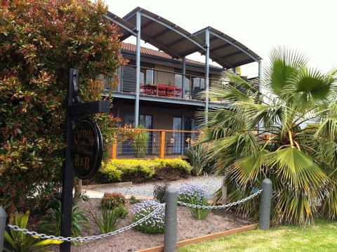 Corinella On The Esplanade Bed & Breakfast - Tourism Gold Coast 0