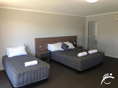 Coro Club Motel - Gold Coast 1