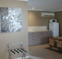 Cosmos Country Motor Inn - Tourism Gold Coast