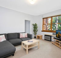 Cosy 2BR plus Parking in Nth Sydney - Tourism Gold Coast