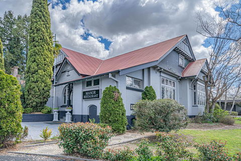 Cotswold Gardens - Tourism Gold Coast 2
