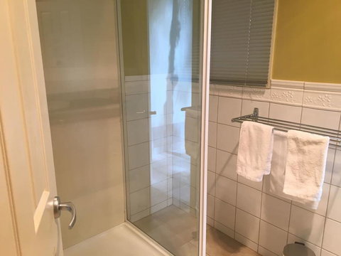 Cottage 1 Relax And Self Isolate In With Hot Tub - Gold Coast 3