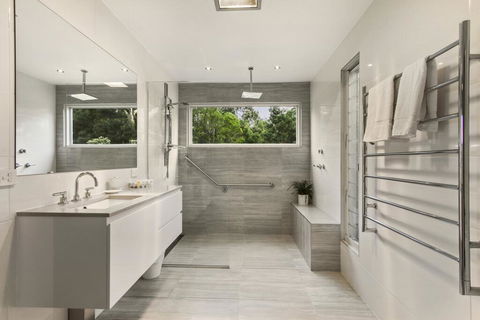 Country House Retreat - Tourism Gold Coast 3