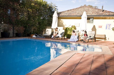 Country Plaza Motel - Tourism Gold Coast 0